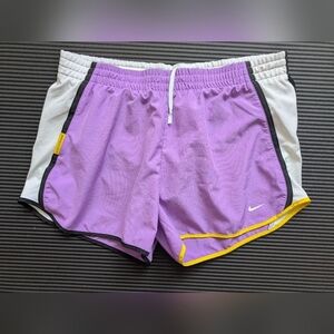 Nike Women's Running Shorts Lilac Size M Built In Underwear